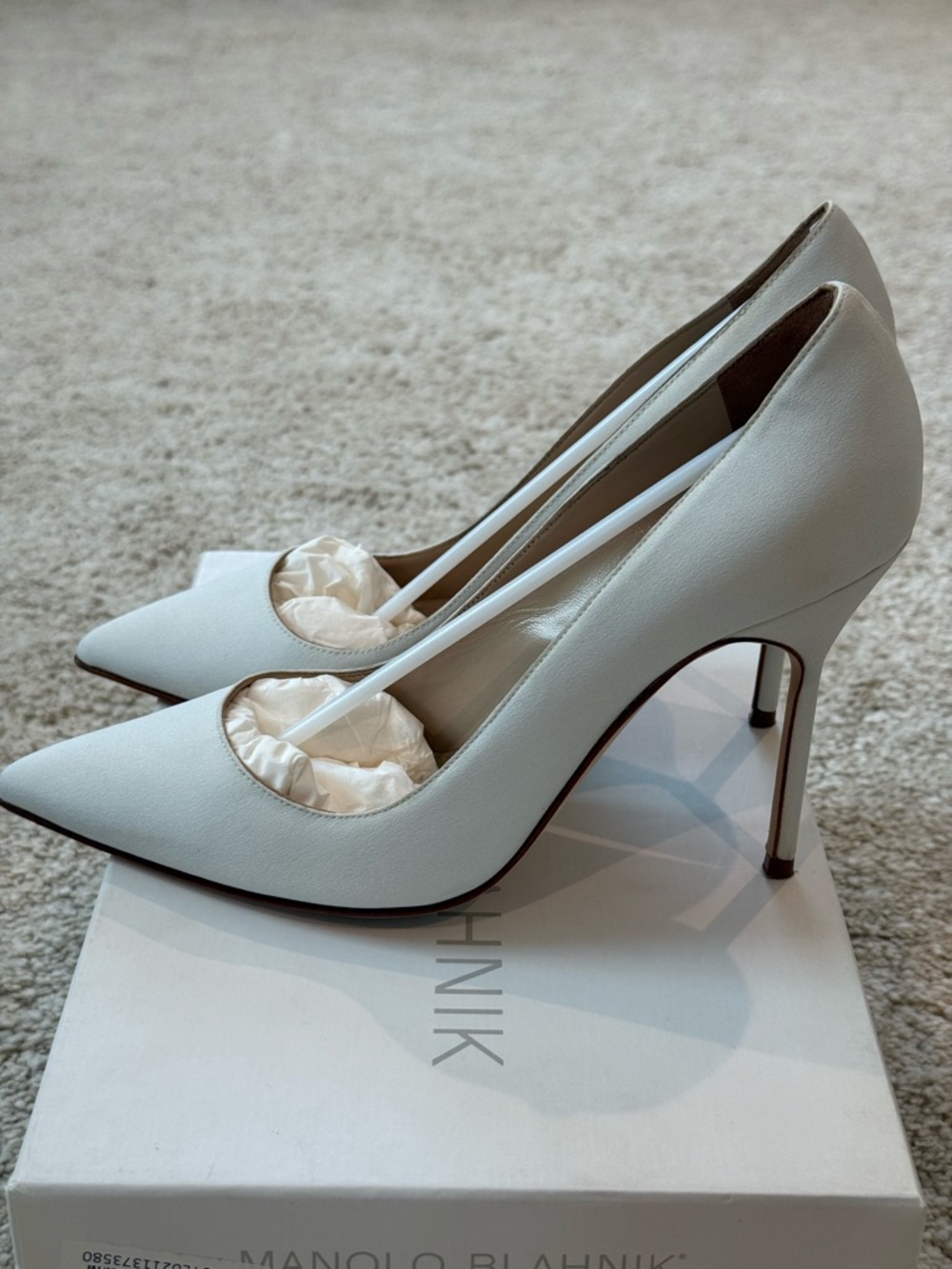 Manolo Blahnik Crepdechine Pumps - Picture 8 of 15